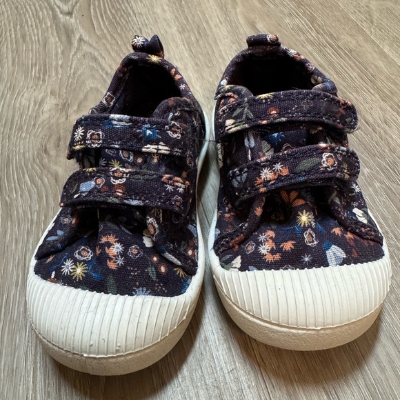 Cat & Jack Other - Cat & Jack Kids' Dark Floral Sneakers